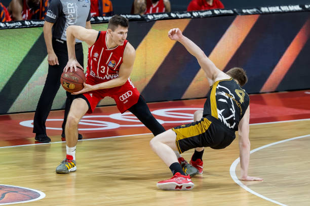 以赛亚-乔单场命中10记三分球 比肩保罗-乔治平雷霆队史纪录