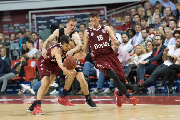 直塞反越位 直塞反越位